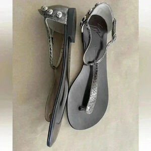 🆕Giuseppe Zanotti Silver Faux Snake Leather Studded T Strap Sandals Size 39